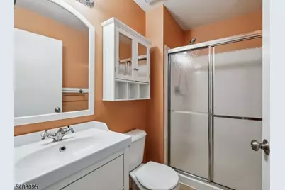 18 Woodhill St, Franklin Township, NJ 08873 - Photo 27