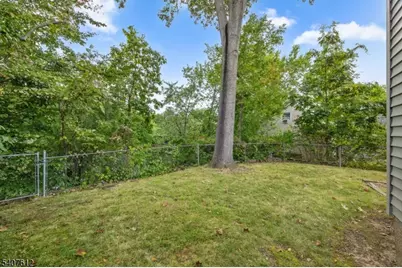 250 Woodcliff Ave, Little Falls Township, NJ 07424 - Photo 27