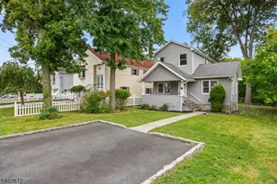 250 Woodcliff Ave, Little Falls Township, NJ 07424 - Photo 3