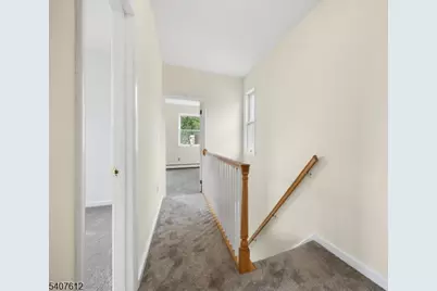 250 Woodcliff Ave, Little Falls Township, NJ 07424 - Photo 15