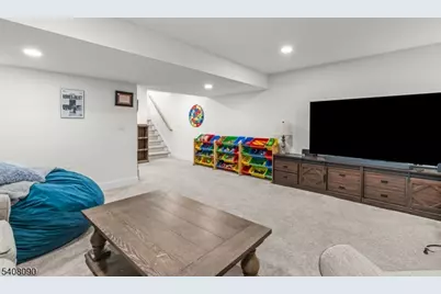 87 E Hartwick Dr, Montgomery Township, NJ 08558 - Photo 27