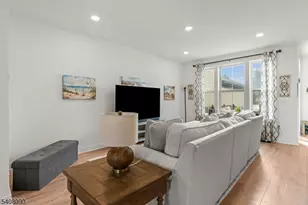 87 E Hartwick Dr, Montgomery Township, NJ 08558 - Photo 7