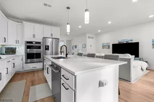 87 E Hartwick Dr, Montgomery Township, NJ 08558 - Photo 9