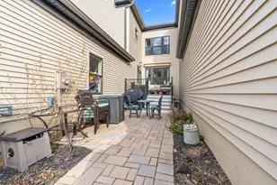 87 E Hartwick Dr, Montgomery Township, NJ 08558 - Photo 33