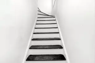 221 Bayview Ave, Jersey City, NJ 07305 - Photo 13