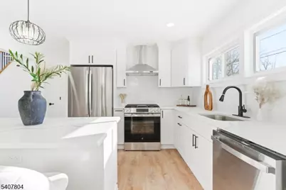 2 Gold St, Green Brook Township, NJ 08812 - Photo 11