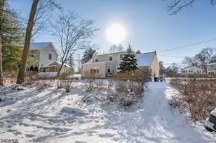 30 Edgewater Dr, Denville Twp., NJ 07834 - Photo 13