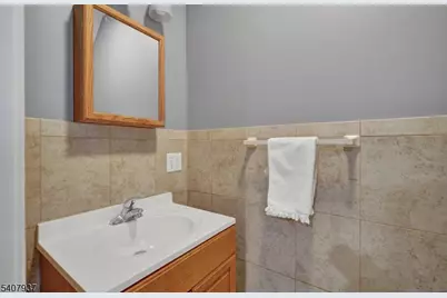 78 Marne St, Newark, NJ 07105 - Photo 11