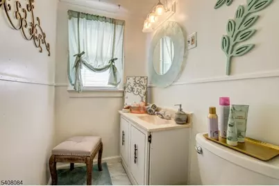 284 W End Ave, Newark, NJ 07106 - Photo 17