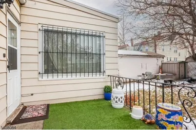 284 W End Ave, Newark, NJ 07106 - Photo 5