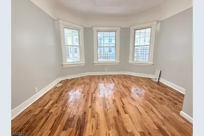 44 N 16th St, East Orange, NJ 07017 - Photo 3