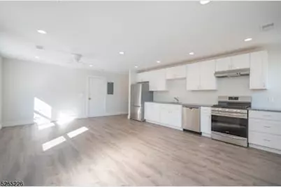 726 Bloomfield Ave, Verona, NJ 07044 - Photo 3