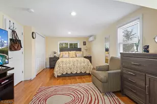 561 Marion St, Bound Brook, NJ 08805 - Photo 9