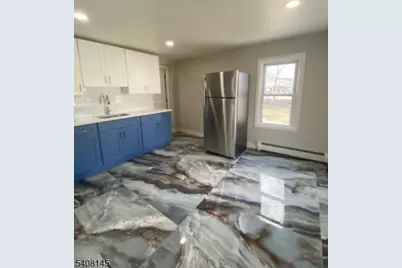 315 E Smith St, Woodbridge Township, NJ 07095 - Photo 3