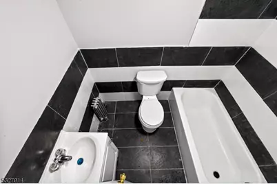 320 Lee Pl, Plainfield, NJ 07063 - Photo 21