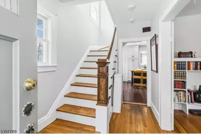 2 Longview Ter, Morristown, NJ 07960 - Photo 5