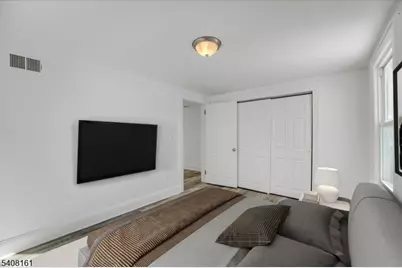 27 N 3rd Ave, Manville, NJ 08835 - Photo 21