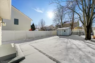 27 N 3rd Ave, Manville, NJ 08835 - Photo 25