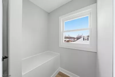 115 Frank St, Franklin Township, NJ 08873 - Photo 15