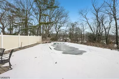 845 Rifle Camp Rd, Woodland Park, NJ 07424 - Photo 43