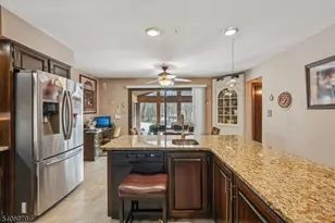 845 Rifle Camp Rd, Woodland Park, NJ 07424 - Photo 11