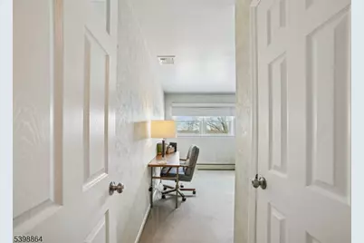 14 Crescent Dr, Parsippany, NJ 07054 - Photo 19