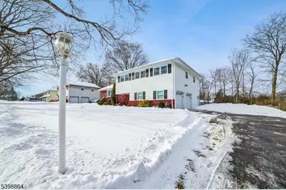 14 Crescent Dr, Parsippany, NJ 07054 - Photo 3