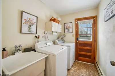 14 Crescent Dr, Parsippany, NJ 07054 - Photo 17