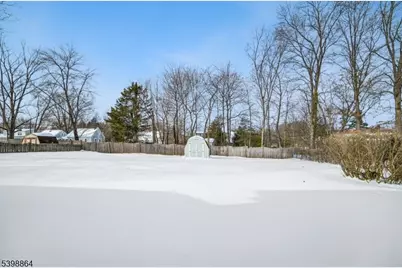 14 Crescent Dr, Parsippany, NJ 07054 - Photo 31