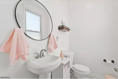 1708 46th St, North Bergen, NJ 07047 - Photo 15