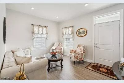 62 Trafalgar Ct, Sparta Township, NJ 07871 - Photo 17