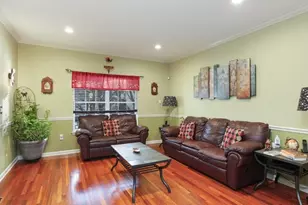 35 Reinhart Way, Bridgewater Twp., NJ 08807 - Photo 5