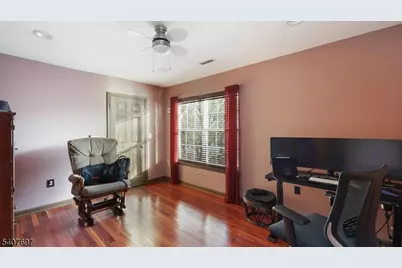 35 Reinhart Way, Bridgewater Twp., NJ 08807 - Photo 21