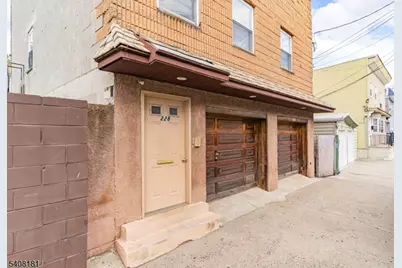 228 E Kinney St, Newark, NJ 07105 - Photo 3