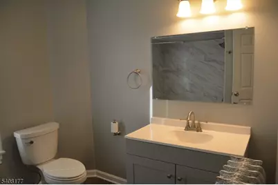 37 W Hanover Avenue-2nd Flr, Morris Plains, NJ 07950 - Photo 9