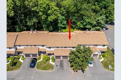 6 Tulip Ct, Edison, NJ 08820 - Photo 5