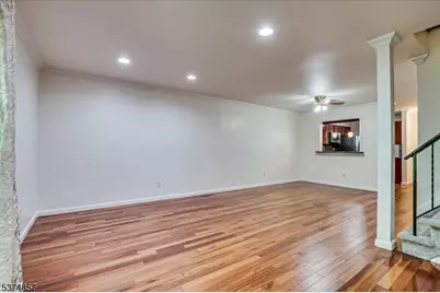 6 Tulip Ct, Edison, NJ 08820 - Photo 21