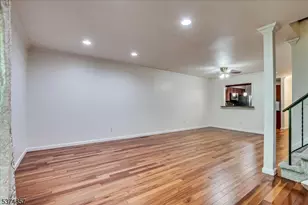 6 Tulip Ct, Edison, NJ 08820 - Photo 21