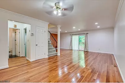 6 Tulip Ct, Edison, NJ 08820 - Photo 17