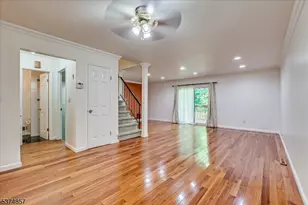 6 Tulip Ct, Edison, NJ 08820 - Photo 17