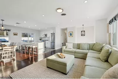 14 Carr Pl, Totowa, NJ 07512 - Photo 7