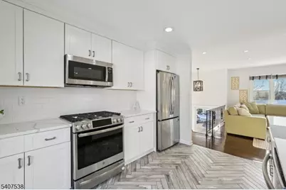 14 Carr Pl, Totowa, NJ 07512 - Photo 13