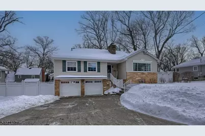 174 Hillcrest Dr, Wayne, NJ 07470 - Photo 1