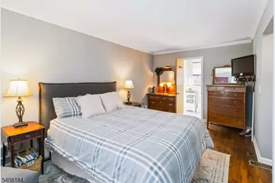 515 Herrick Dr, Rockaway Township, NJ 07801 - Photo 17