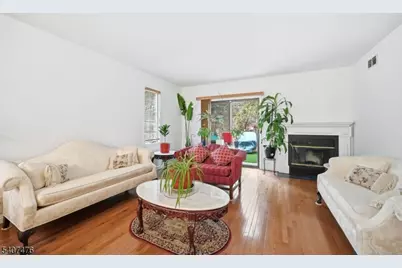 5 Mountain Ridge Rd, Bloomingdale, NJ 07403 - Photo 15