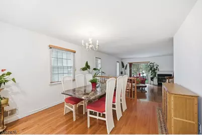 5 Mountain Ridge Rd, Bloomingdale, NJ 07403 - Photo 11