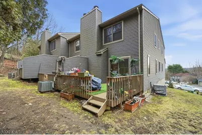 5 Mountain Ridge Rd, Bloomingdale, NJ 07403 - Photo 31