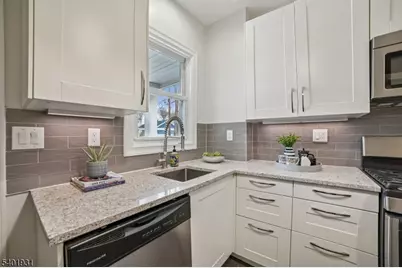 55 Hixon Pl, South Orange, NJ 07079 - Photo 13