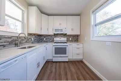 238 Van Ave, Pompton Lakes, NJ 07442 - Photo 13