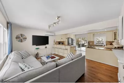 26 Pequannock Ave, Pequannock Township, NJ 07440 - Photo 7